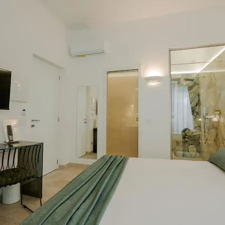 Volta לינה וארוחת בוקר 4*