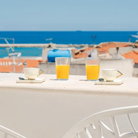 Couette-café Volta 4*